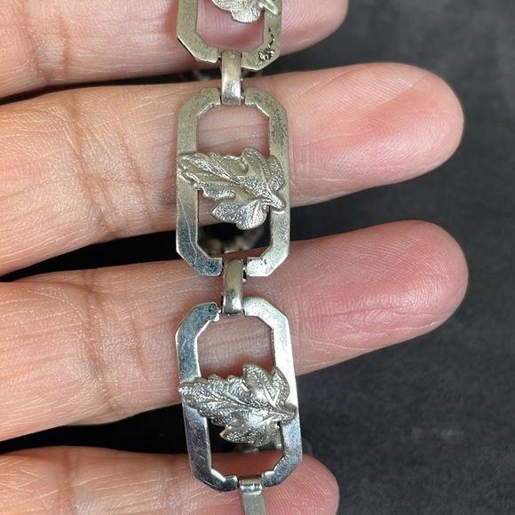 Vintage leaf link Sterling bracelet - Picture 3 of 6